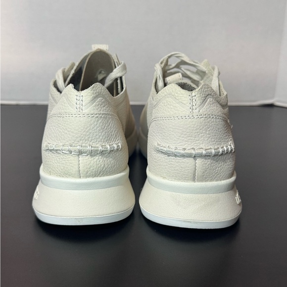 Women’s UGG adaleen sneaker - Picture 4 of 5